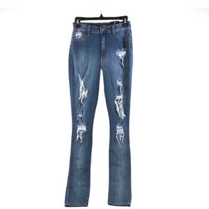 Fashion Nova High Rise Ripped Jeans Size 7 Medium!